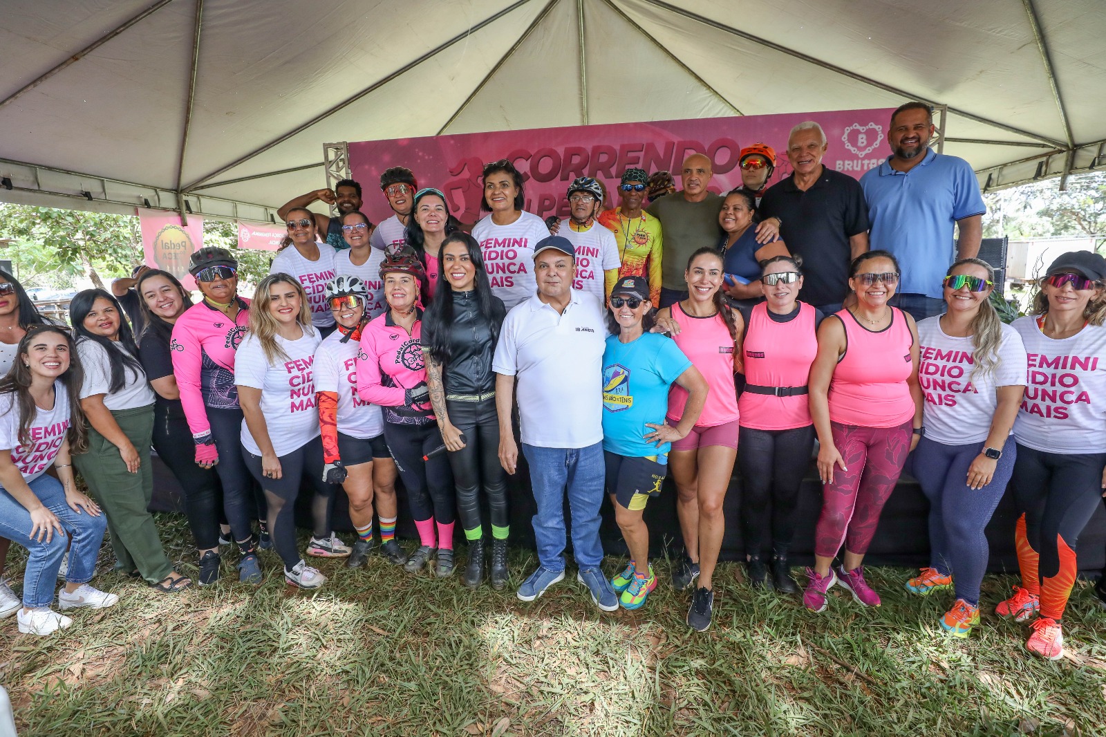 Governador Ibaneis Rocha participa de evento de conscientização contra a violência de gênero