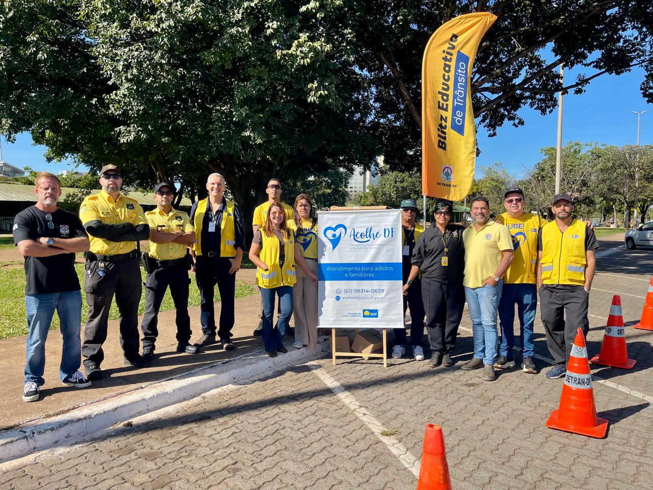 Blitz educativa encerra semana de programação especial pelo Dia Internacional de Combate às Drogas