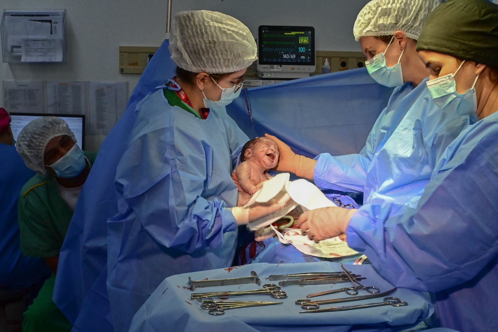 Abertos processos seletivos para médicos ginecologistas e enfermeiros especialistas em infecção hospitalar