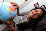 Sthefany Aline Dutra, de 17 anos, estuda idiomas no CIL do Gama desde os 11.