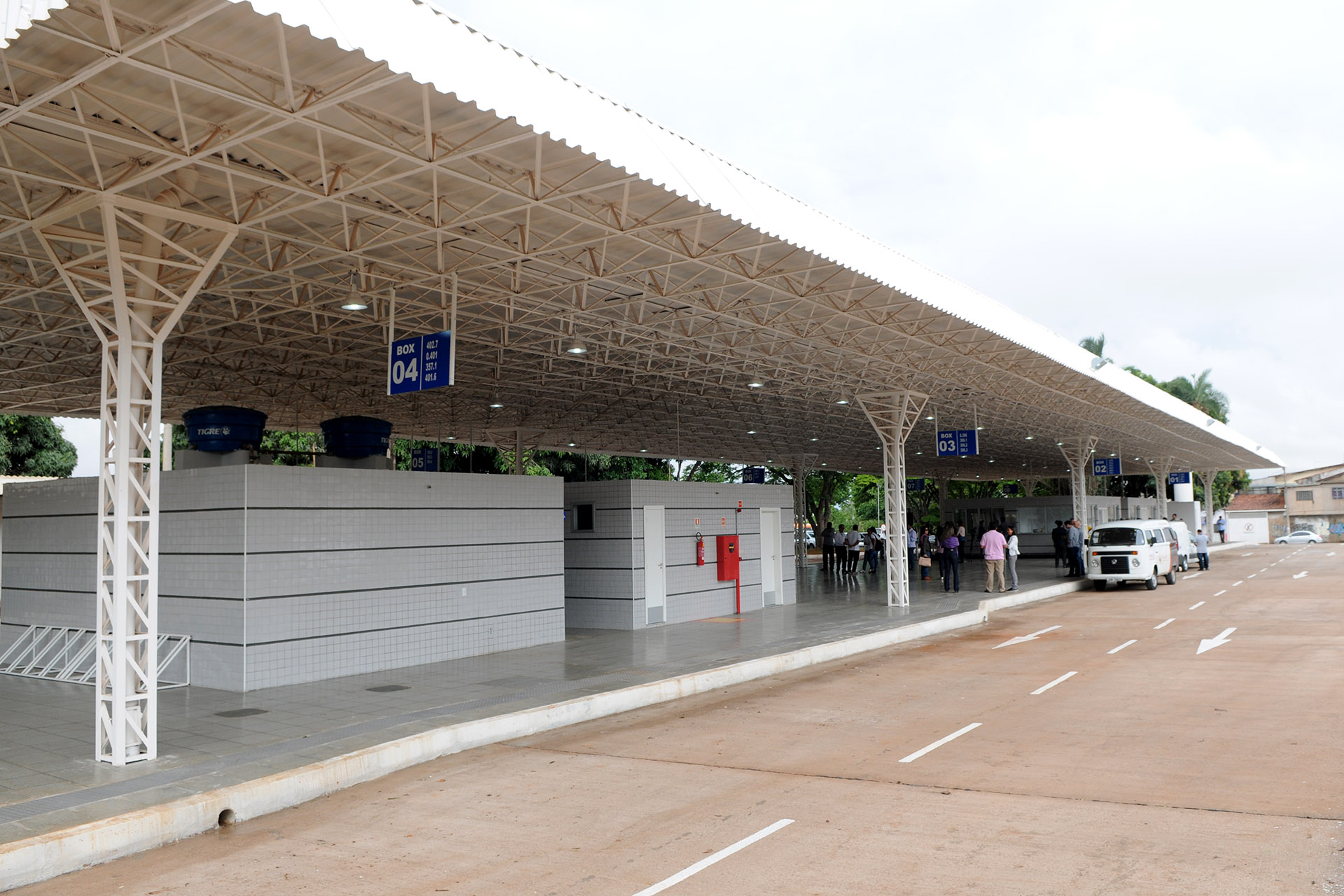 O novo terminal rodoviário de Taguatinga Sul foi entregue à população nesta terça-feira (1)