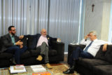 O secretário adjunto do Trabalho, Thiago Jarjour, o presidente do Instituto Campus Party, Francesco Farrugia e o governador Rollemberg.