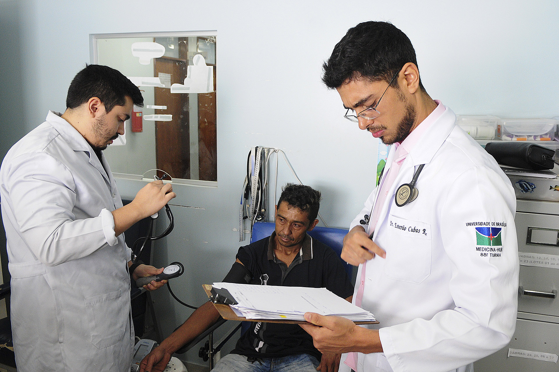Alunos de medicina da UnB fazem estágio em unidades da Região Leste de Saúde  – Agência Brasília