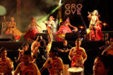 Em Taguatinga, a banda do bloco Àse Dúdú iniciou a noite desta segunda-feira (12) colocando milhares de pessoas para dançar no Taguaparque.