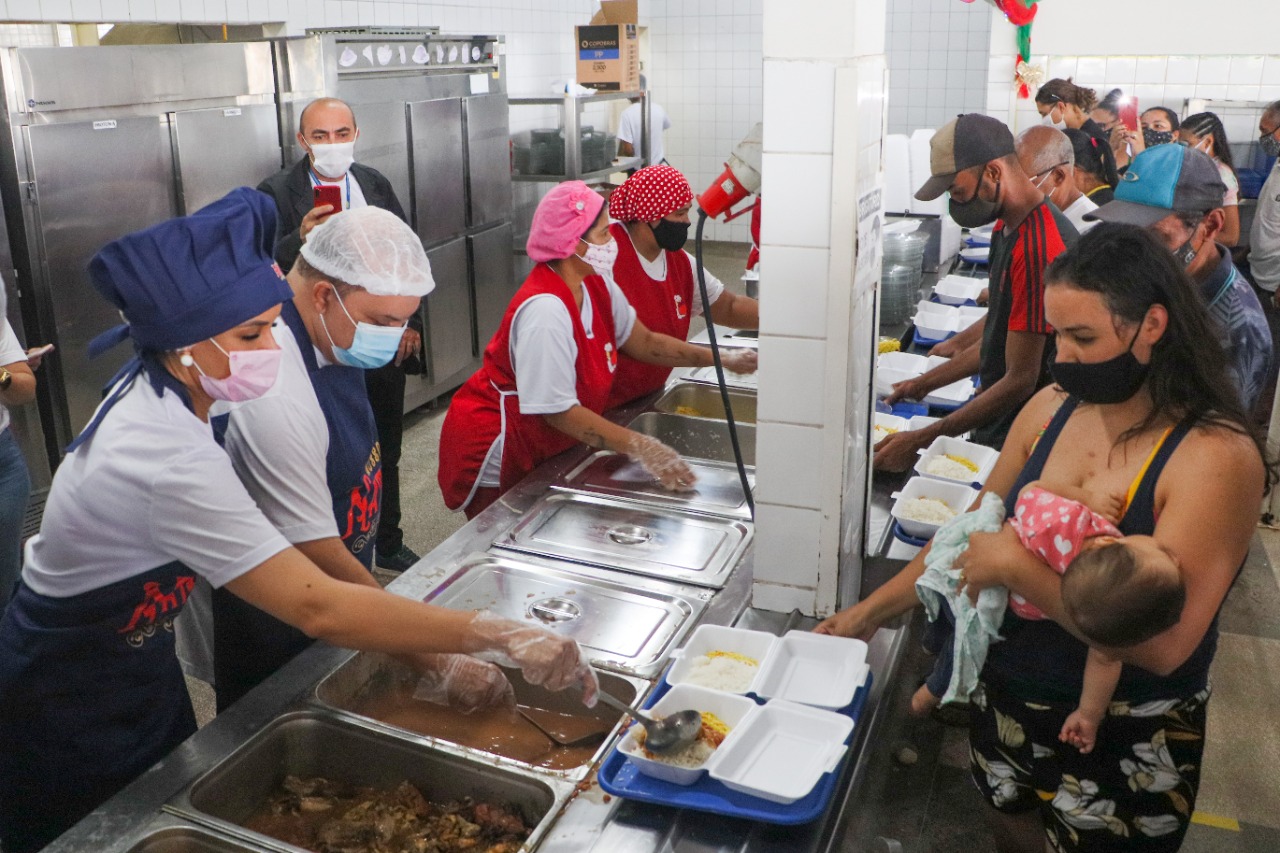 Almoço especial faz sucesso com cerca de 53 mil refeições servidas – Agência  Brasília