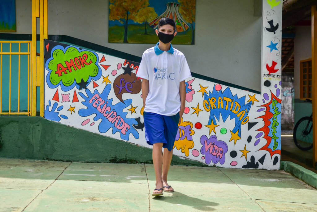Matheus de Oliveira Lima, de 16 anos, é um dos 70 jovens que participam da primeira edição do projeto Observarjão | Fotos: Vinicius de Melo/Agência Brasília