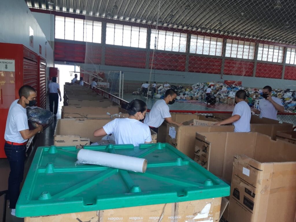 A campanha de ajuda humanitária do GDF, coordenada pela Secretaria de Segurança Pública, arrecadou, em seis dias, 125 toneladas de donativos para vítimas de chuvas na Bahia | Foto: Divulgação/SSP-DF