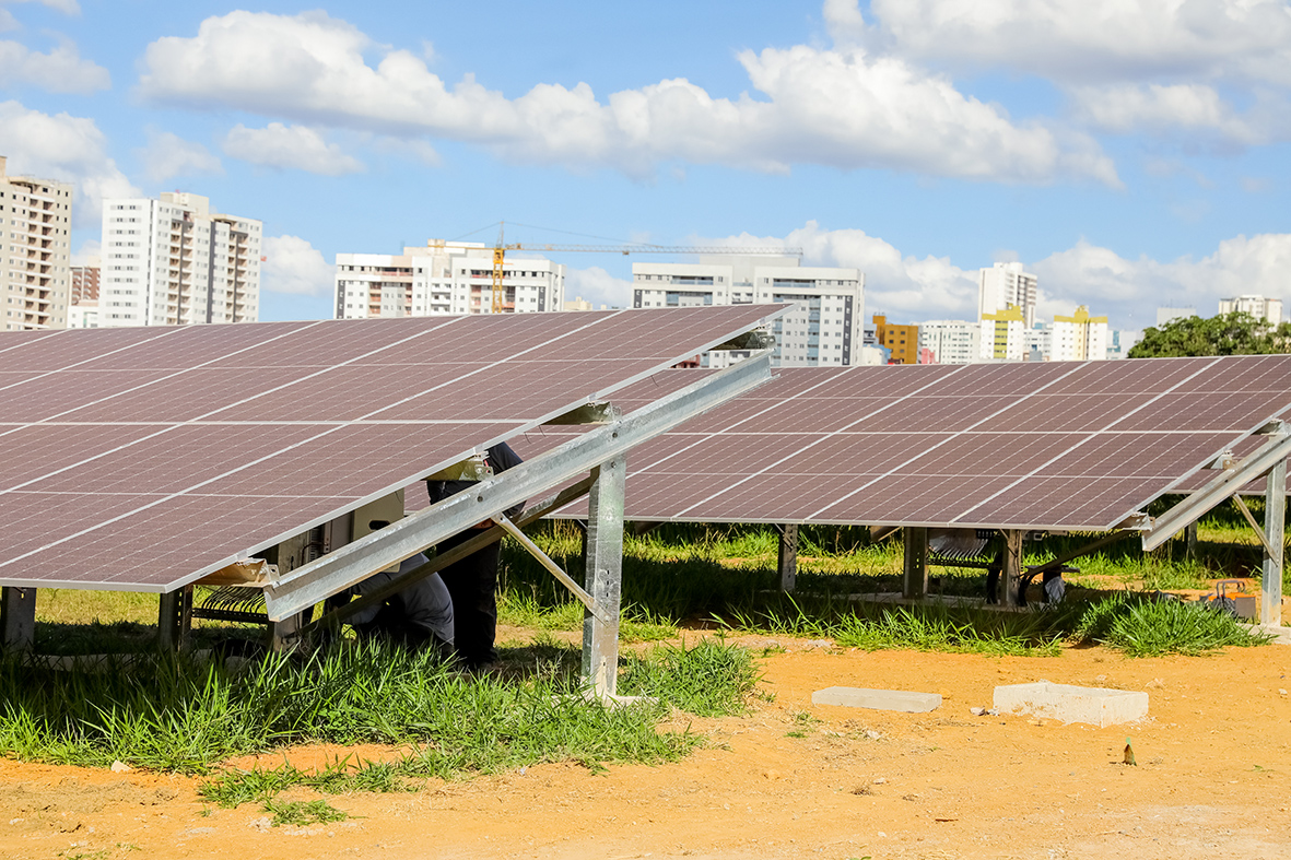 80 prédios públicos serão abastecidos pelo sistema de energia solar do GDF