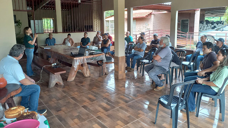 Produtores rurais de Planaltina participam de Dia de Campo sobre energia solar